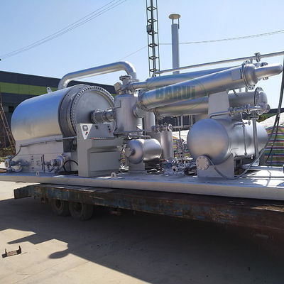 品質  Movable Skid Mounted Plastic Pyrolysis Wood Pyrolysis Plant Gasoline And Oil Machine 工場